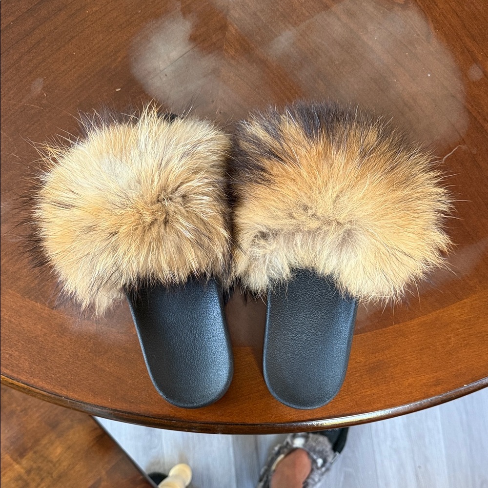 Faux Fur Black and Tan Women's Sandals